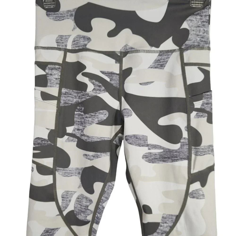 Zyia Camouflage Athletic Cropped Legging Women Size 4 Gray Cream Phone Pocket - Picture 2 of 5